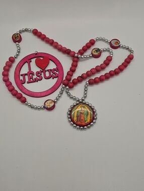 Pink "I ♥ Jesus" Pendant & Beaded Rosary Necklace